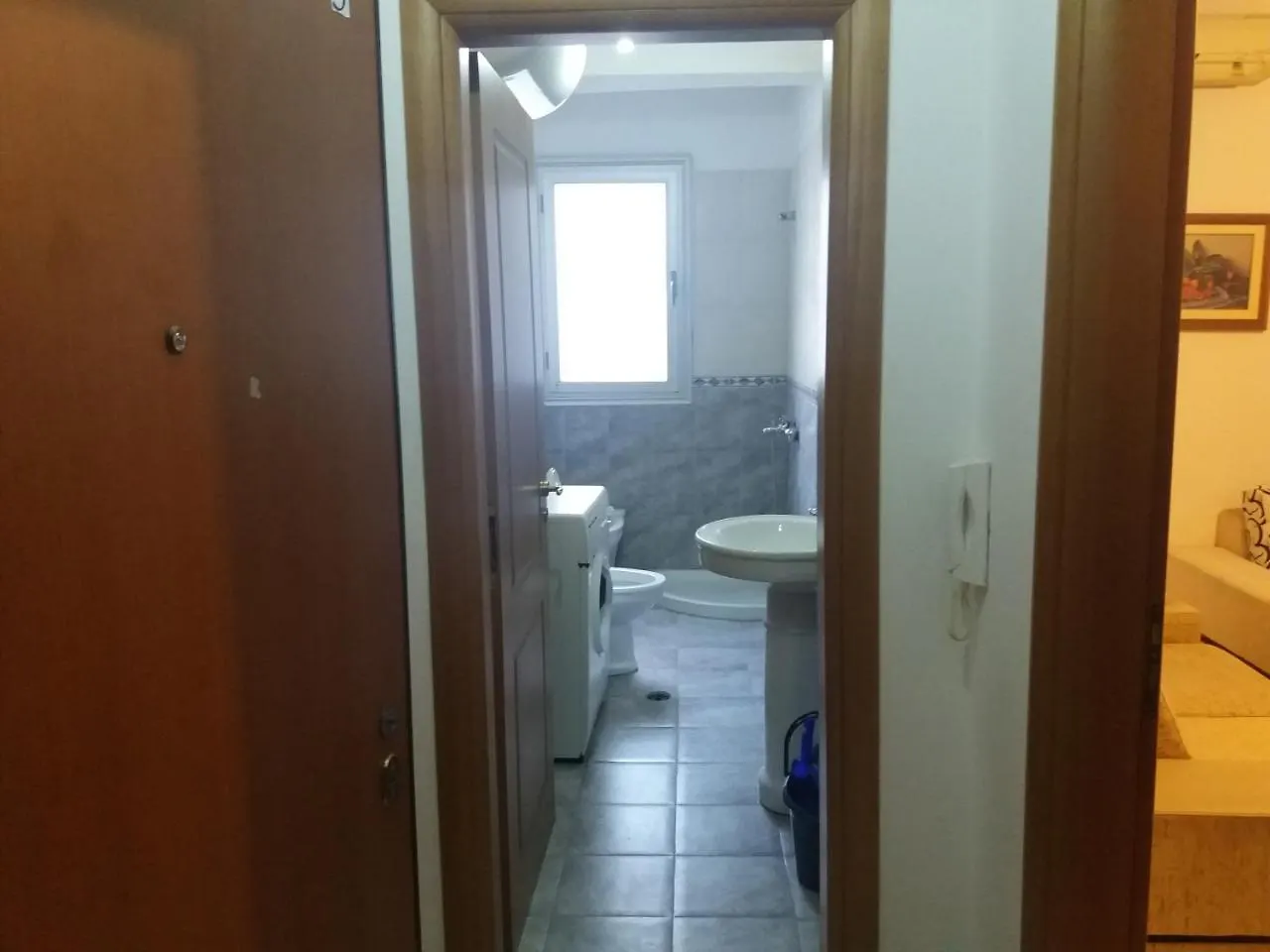 Vlora Apartment 0*, Vlore